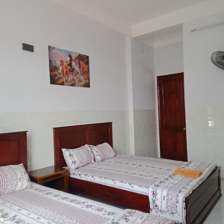 Nha Nghi Gia Lam 2 An Nhon Exterior foto